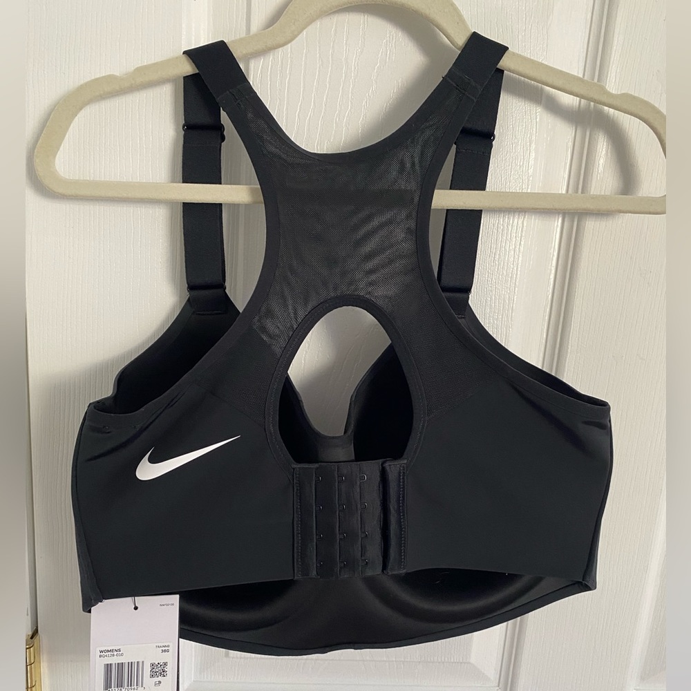 New Nike sports bra 36G